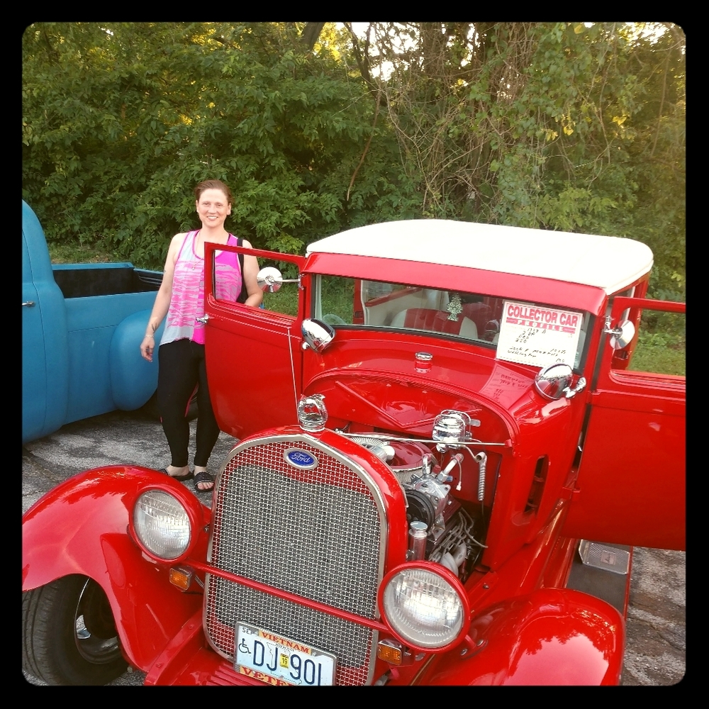 Meet your Posher, Elizabeth